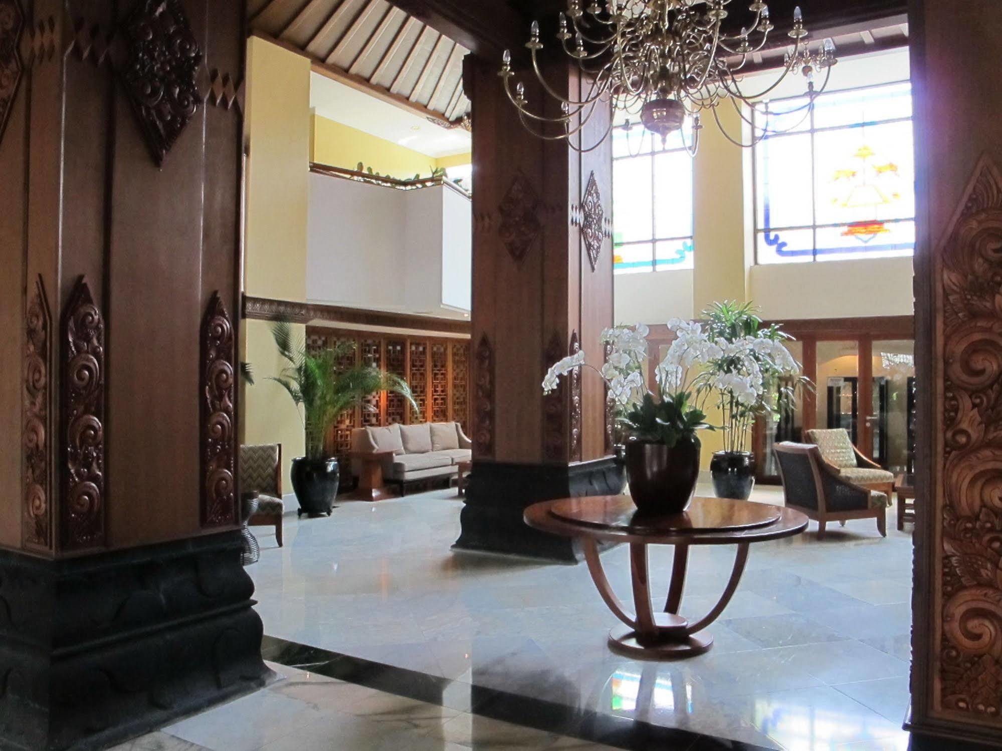 Hotel Mutiara Malioboro Yogyakarta Eksteriør bilde