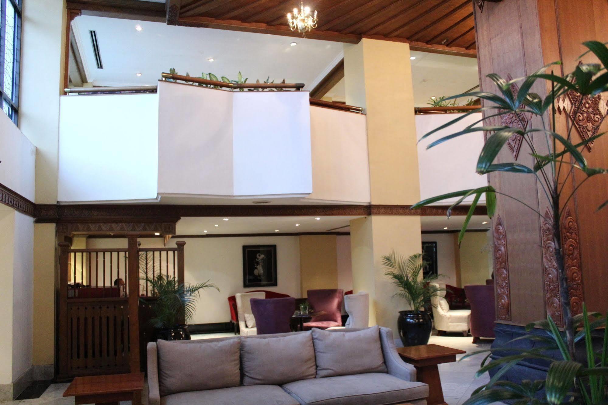 Hotel Mutiara Malioboro Yogyakarta Eksteriør bilde