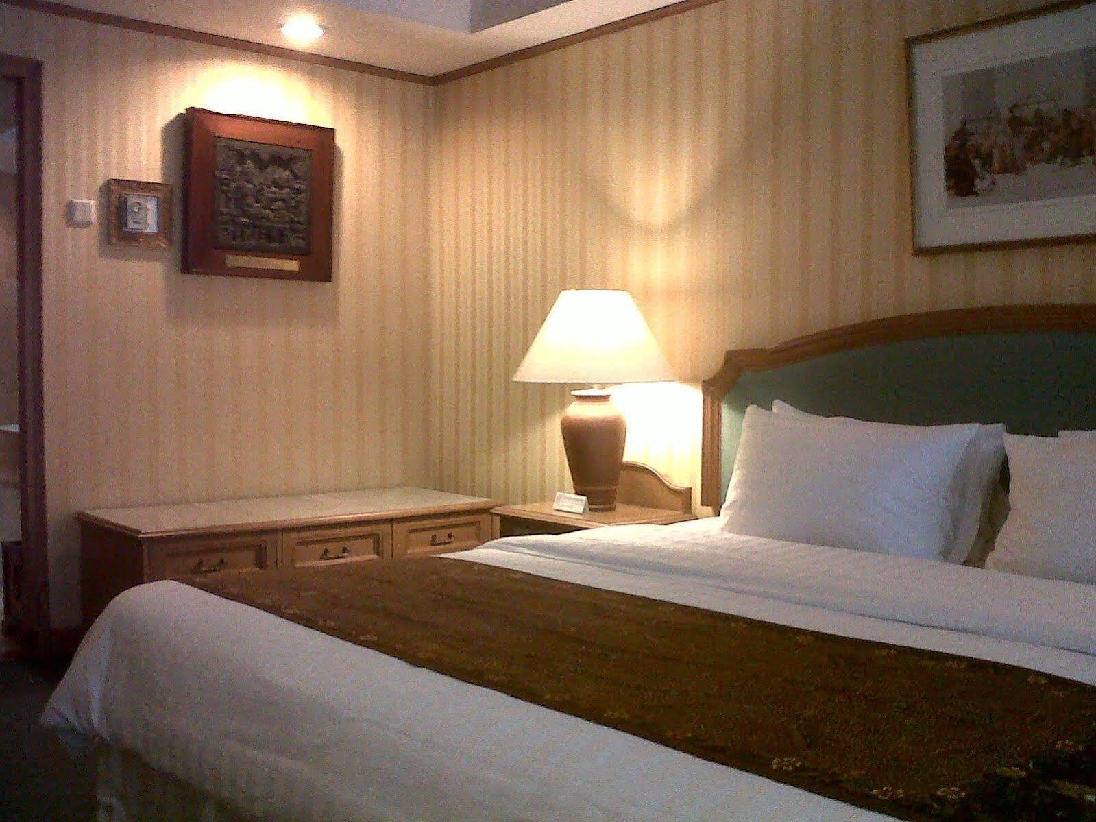 Hotel Mutiara Malioboro Yogyakarta Eksteriør bilde
