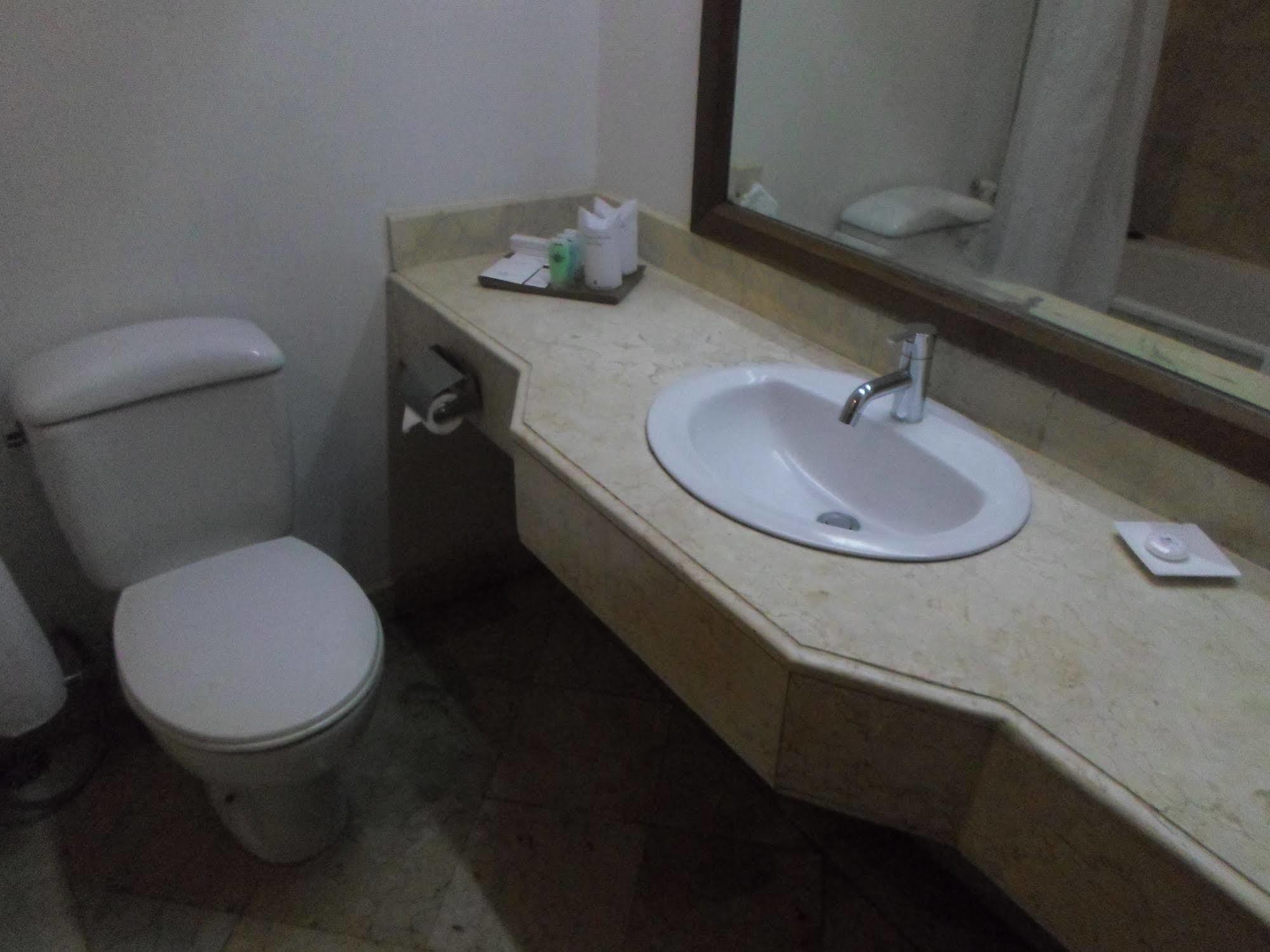 Hotel Mutiara Malioboro Yogyakarta Eksteriør bilde