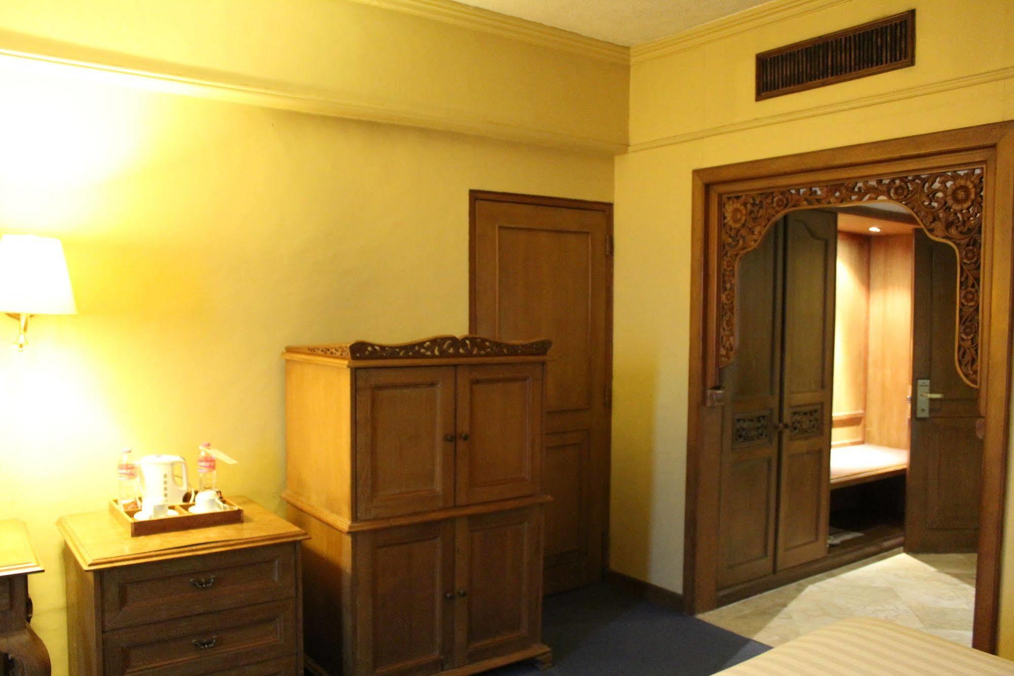 Hotel Mutiara Malioboro Yogyakarta Eksteriør bilde